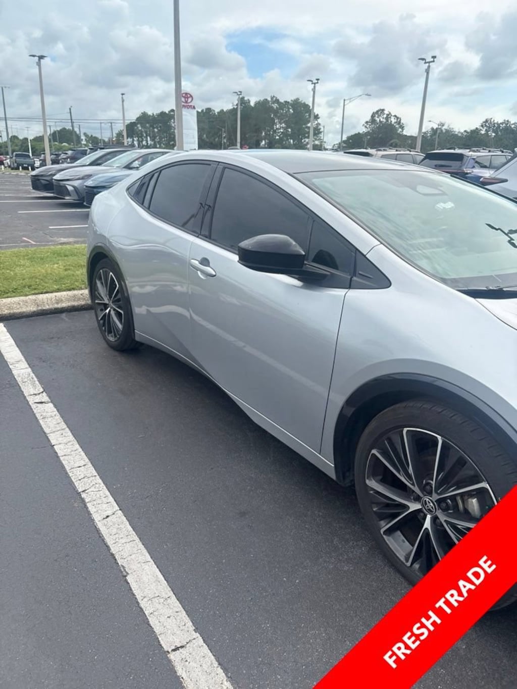 Used 2024 Toyota Prius XLE Hatchback