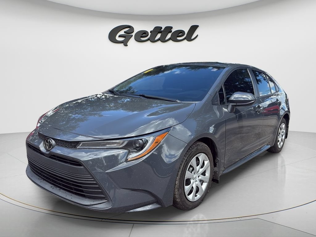 Certified 2025 Toyota Corolla LE Sedan