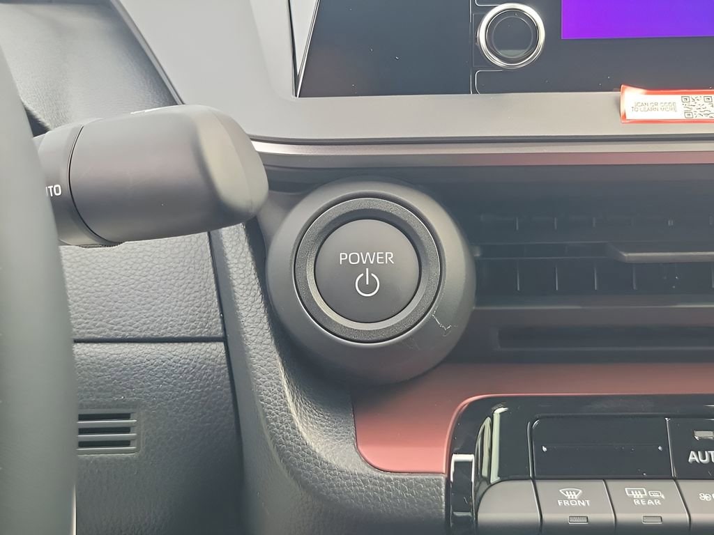 2026 Toyota Prius Plug-in Hybrid SE - Photo 22