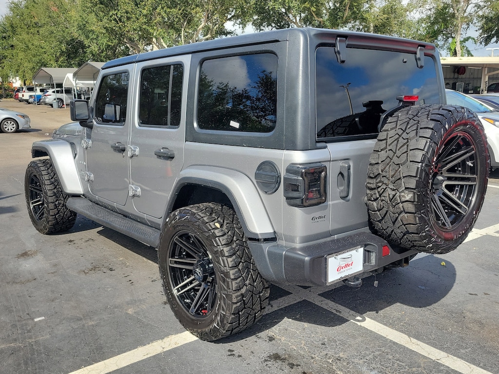 Used 2021 Jeep Wrangler Unlimited Sahara SUV