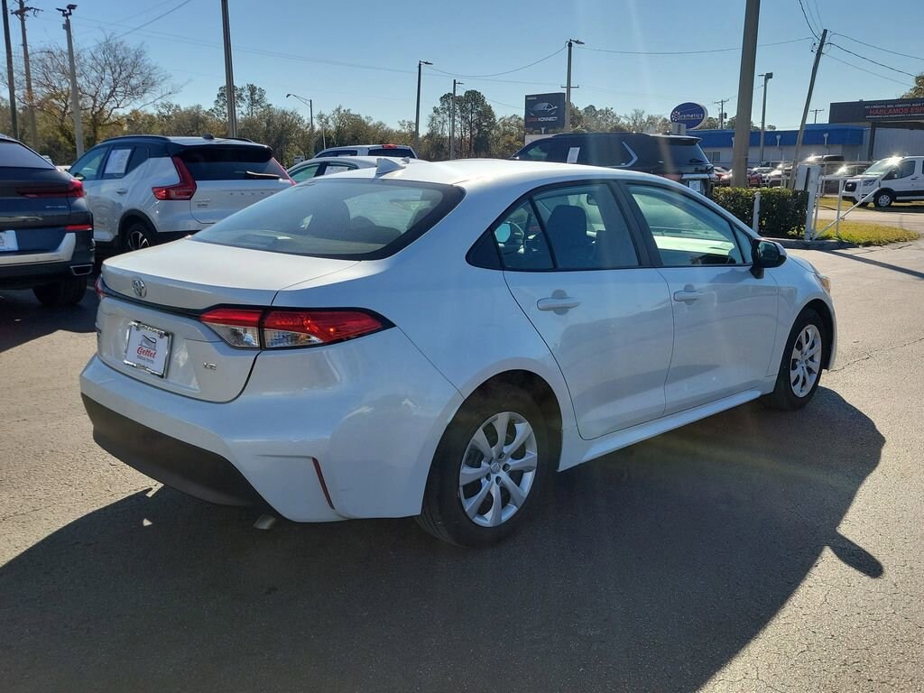 Certified 2024 Toyota Corolla LE Sedan