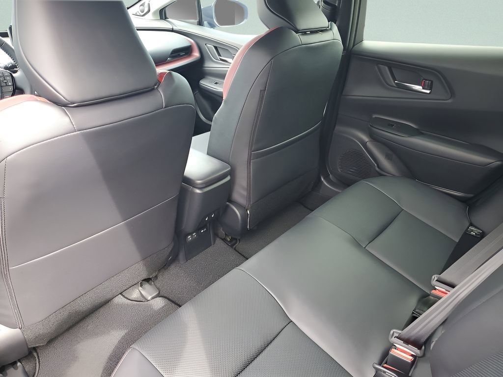 2026 Toyota Prius Plug-in Hybrid XSE Premium - Photo 12