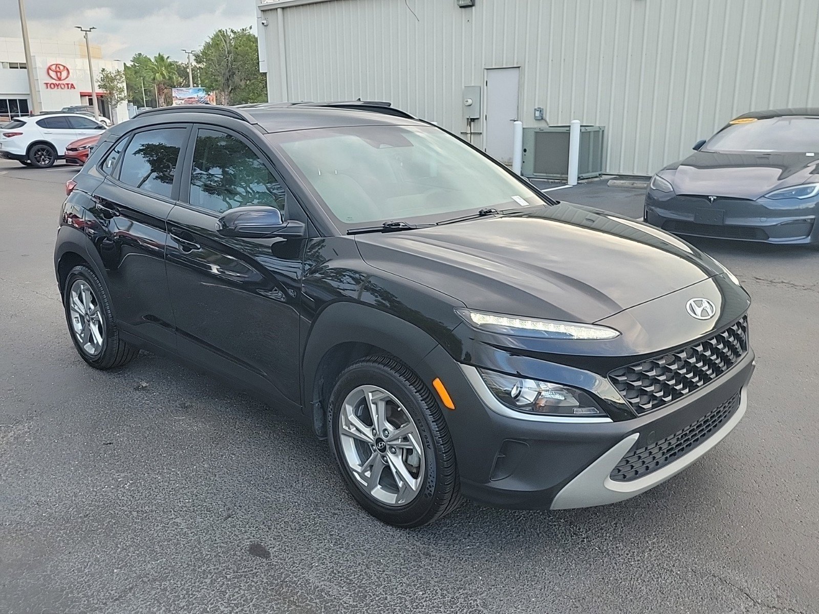 Used 2023 Hyundai Kona SEL with VIN KM8K62AB2PU963578 for sale in Tampa, FL