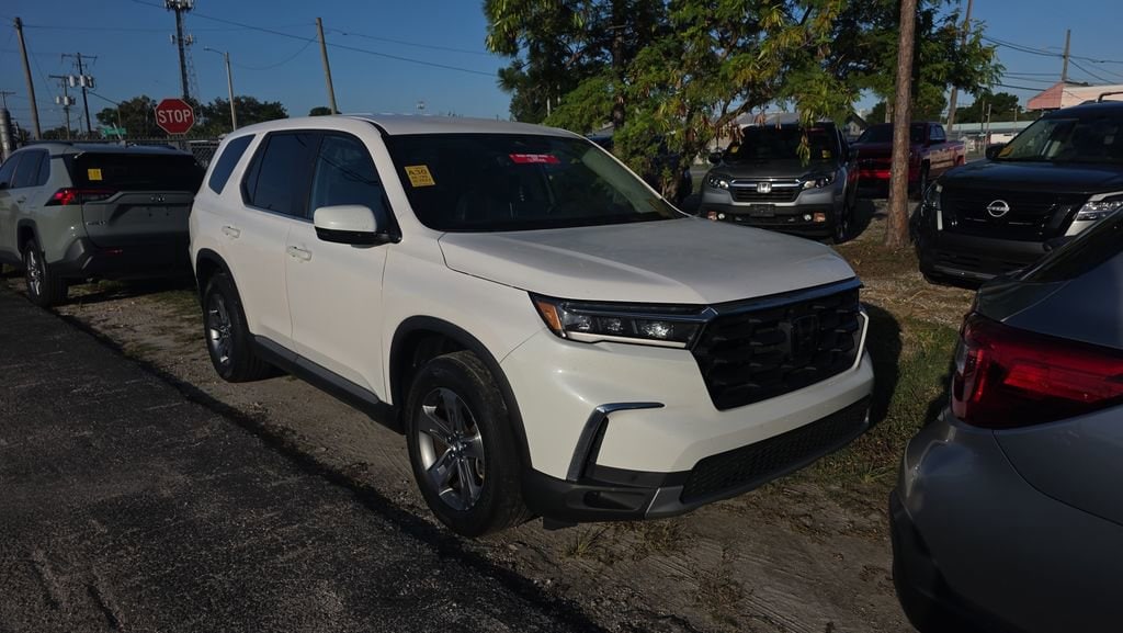 Used 2023 Honda Pilot EX-L 7 Passenger SUV