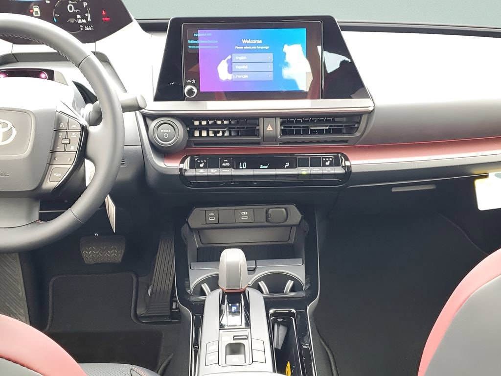 2026 Toyota Prius Plug-in Hybrid XSE - Photo 17