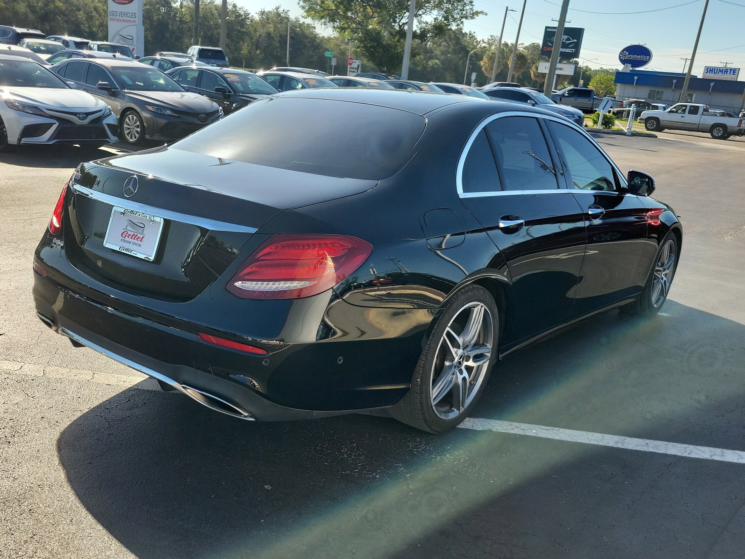 2019 Mercedes Benz E 300 Sedan photo 3