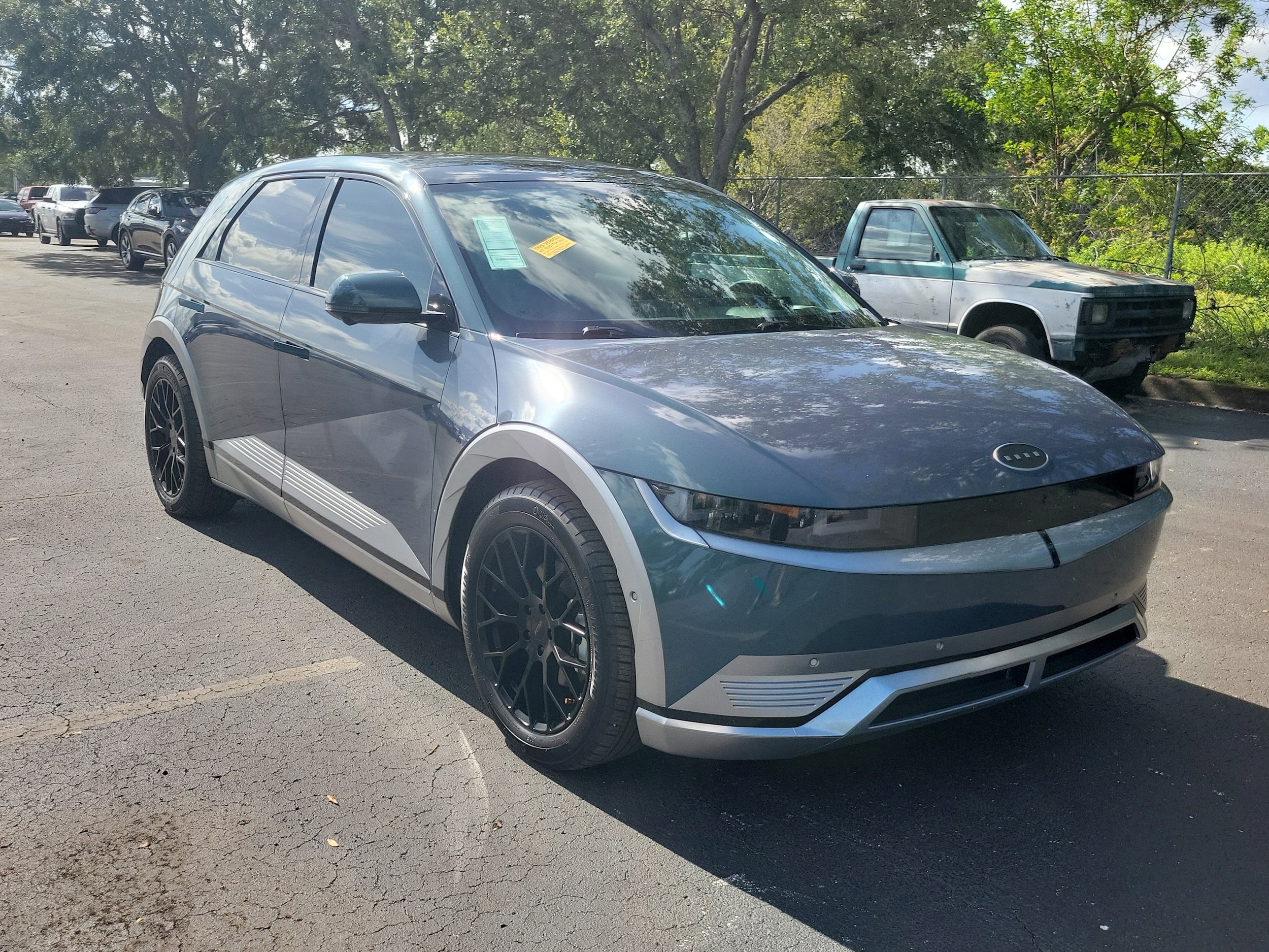 Used 2024 Hyundai IONIQ 5 Limited with VIN KM8KR4DE4RU253139 for sale in Tampa, FL