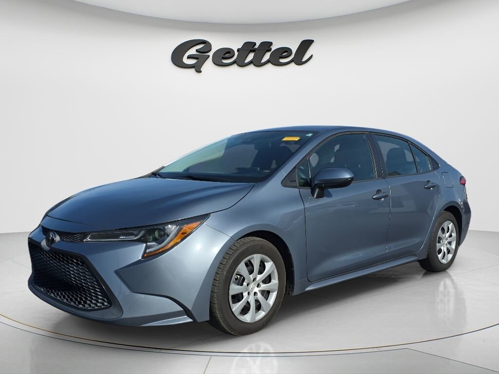 Used 2021 Toyota Corolla LE Sedan