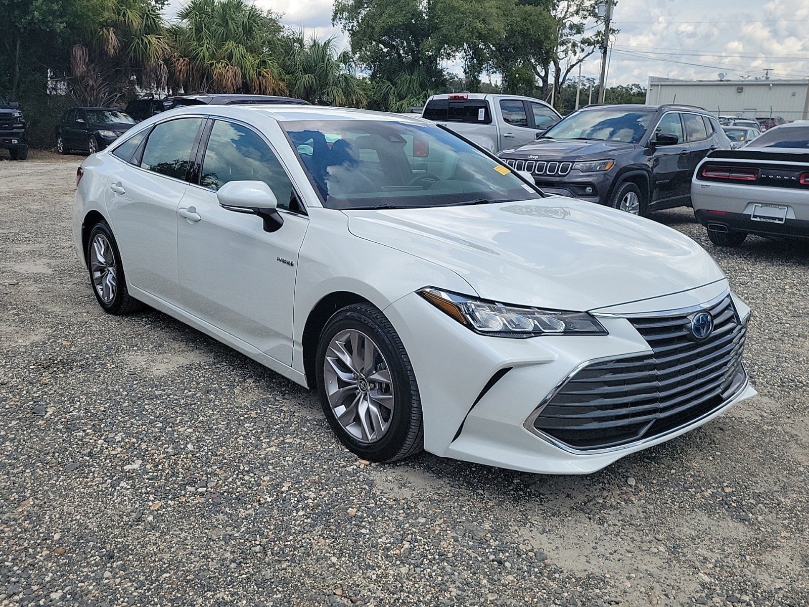 Used 2021 Toyota Avalon XLE with VIN 4T1JA1AB1MU002017 for sale in Tampa, FL