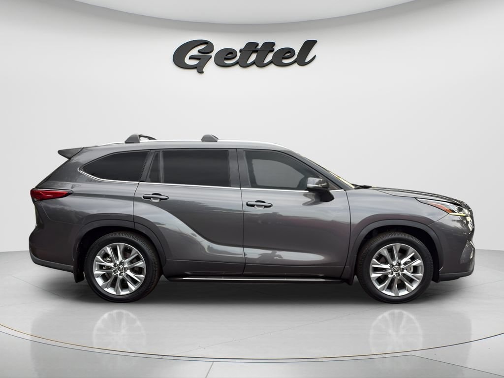 Certified 2021 Toyota Highlander Limited SUV