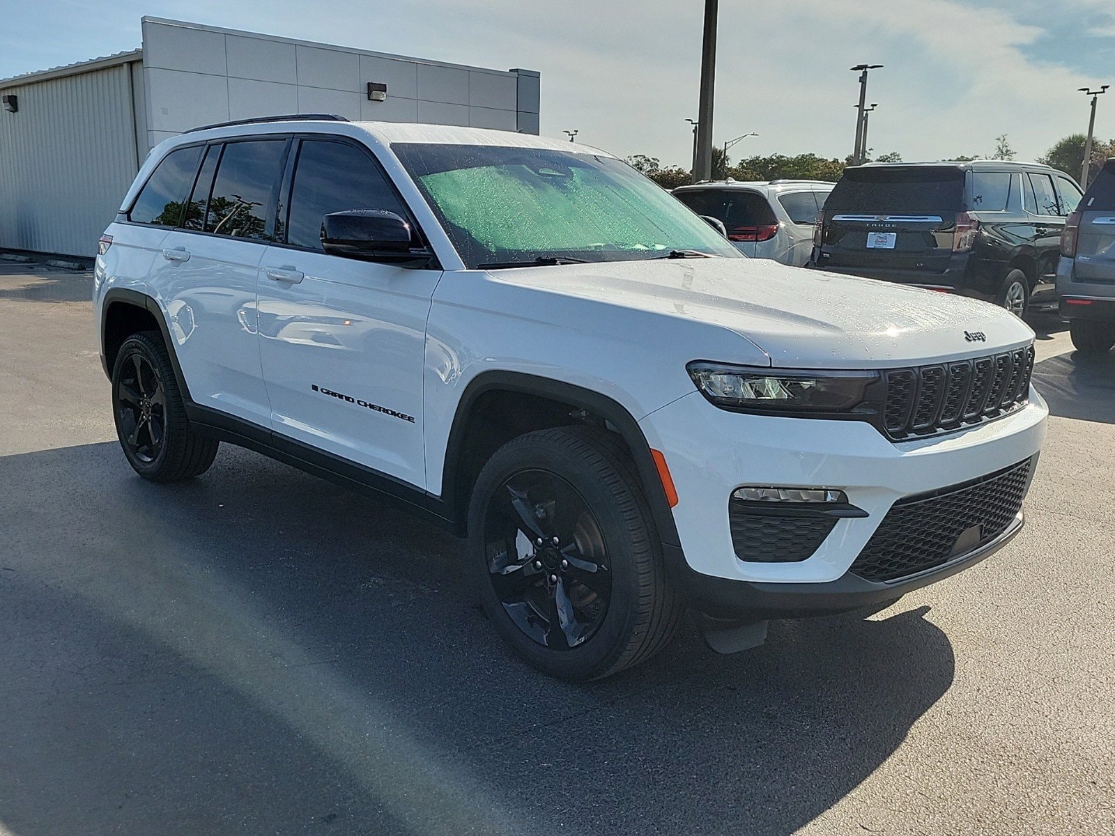 Used 2023 Jeep Grand Cherokee Limited with VIN 1C4RJGBG9PC534713 for sale in Tampa, FL