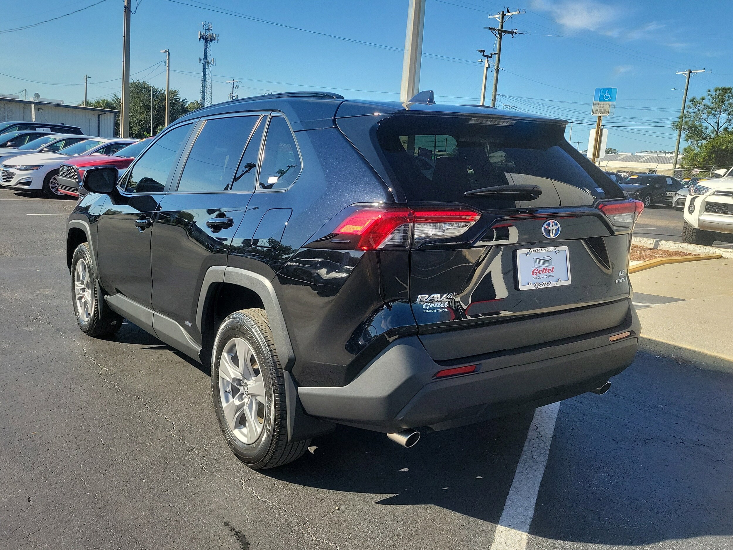 2024 Toyota RAV4 Hybrid LE photo 3