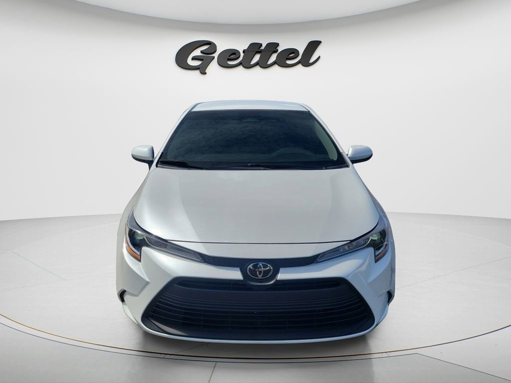 Certified 2025 Toyota Corolla LE Sedan
