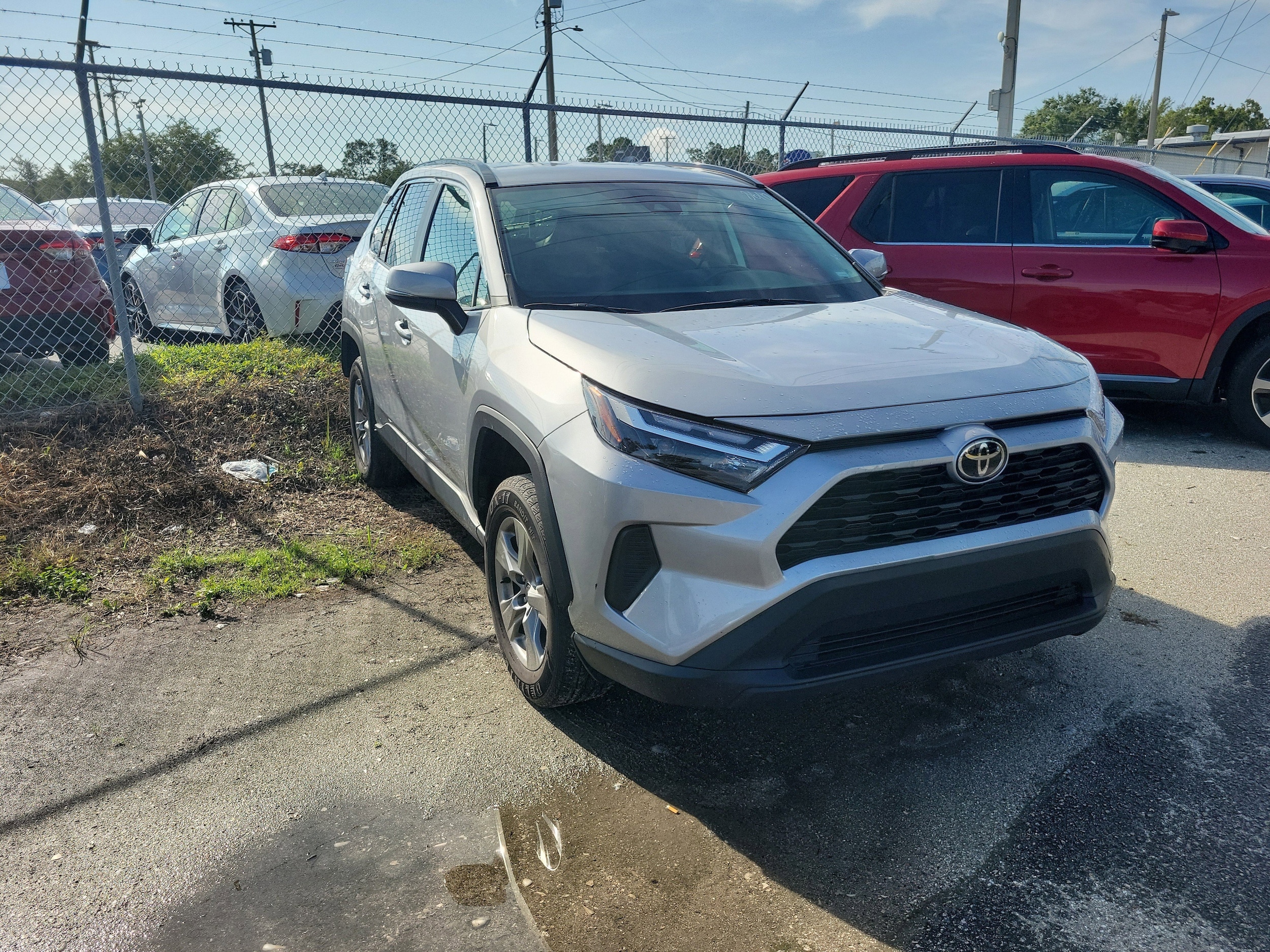 Used 2024 Toyota RAV4 XLE with VIN 2T3W1RFVXRW308610 for sale in Northfield, Minnesota