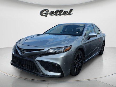 2021 Toyota Camry SE Sedan