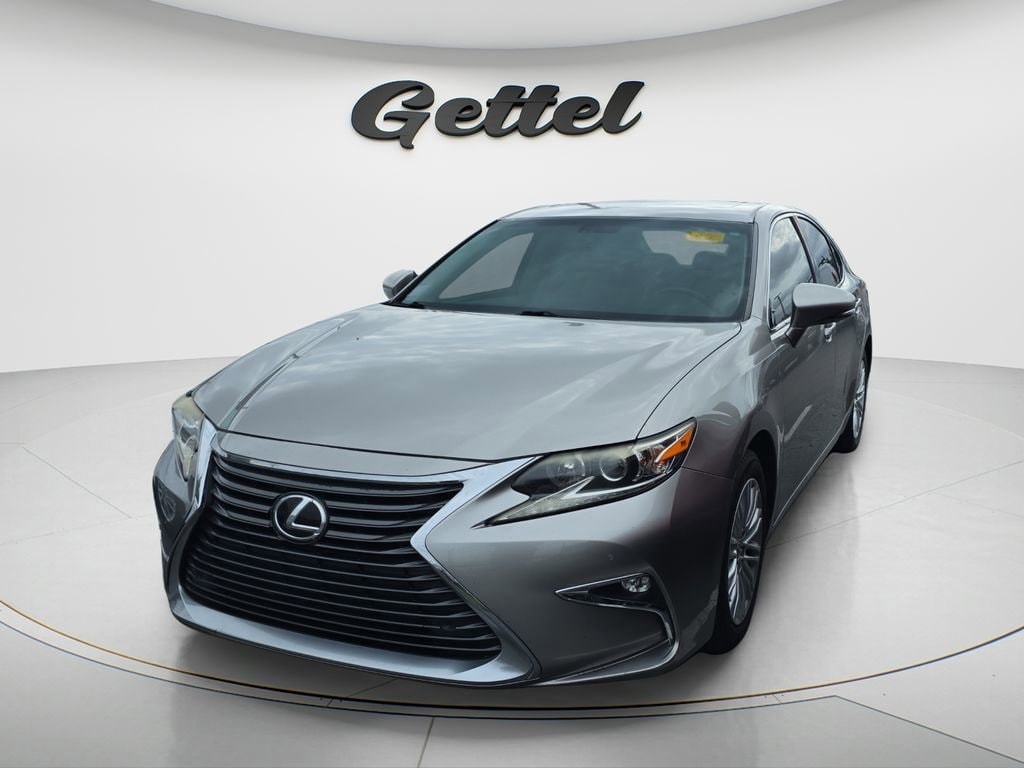 2016 Lexus ES 350 350's photo
