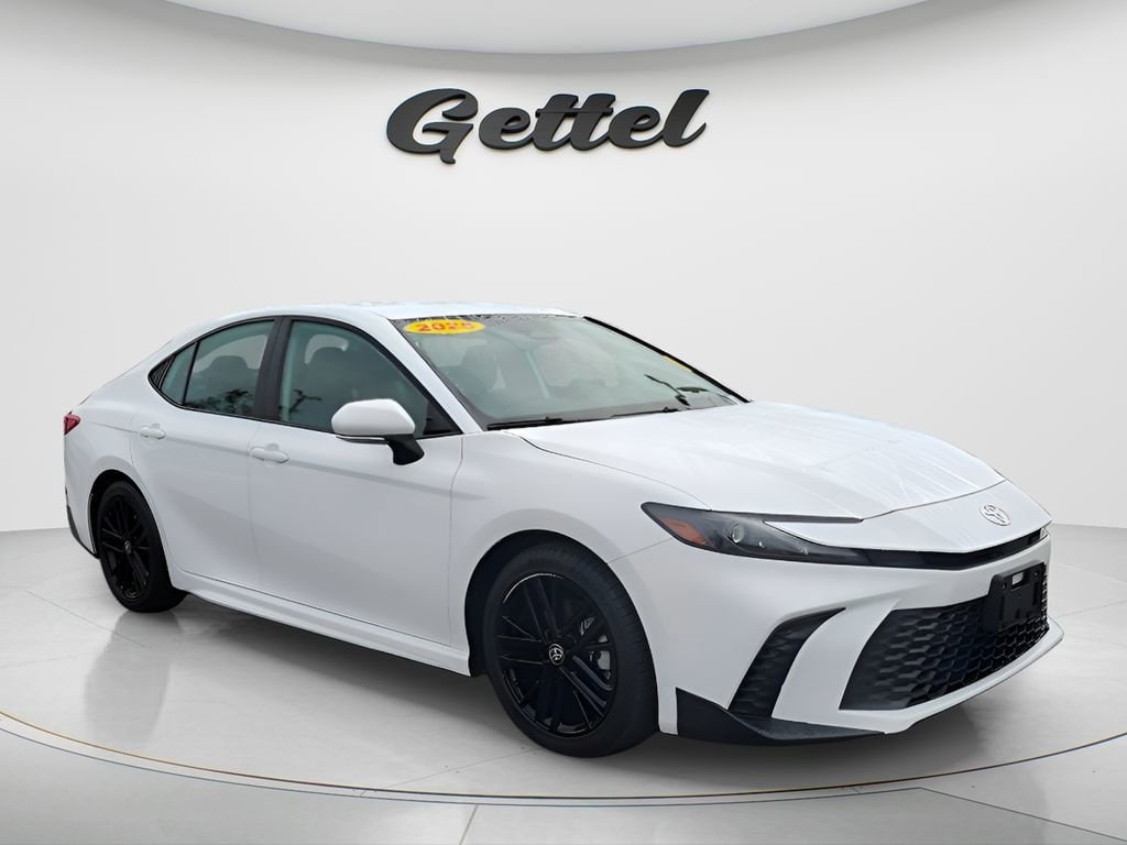 Certified 2025 Toyota Camry SE Sedan