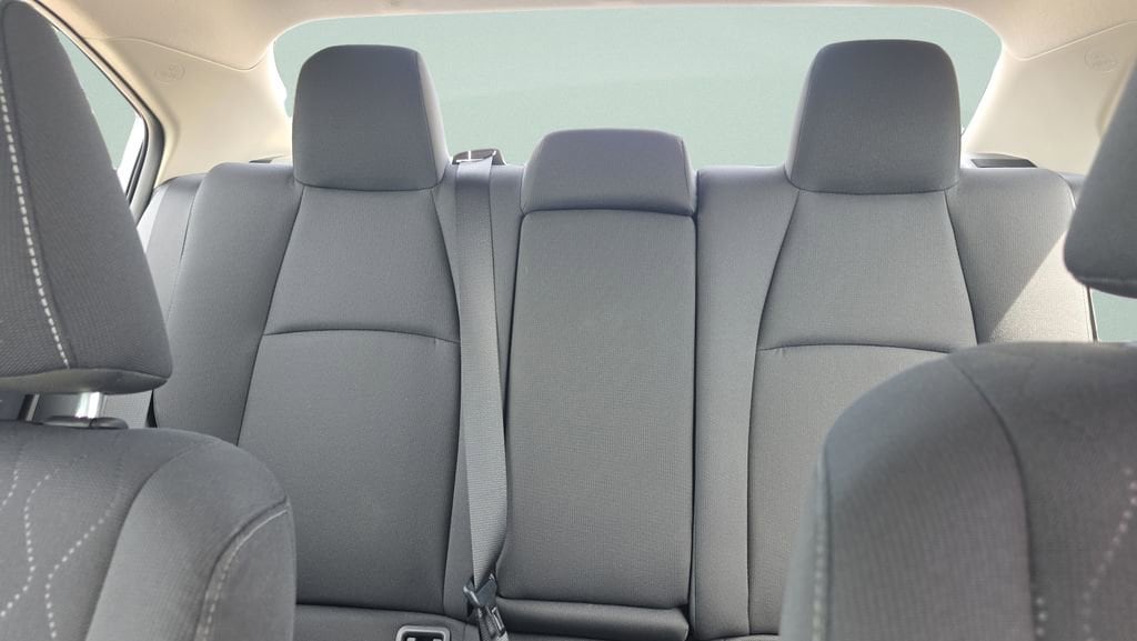 2025 Toyota Corolla LE - Photo 10