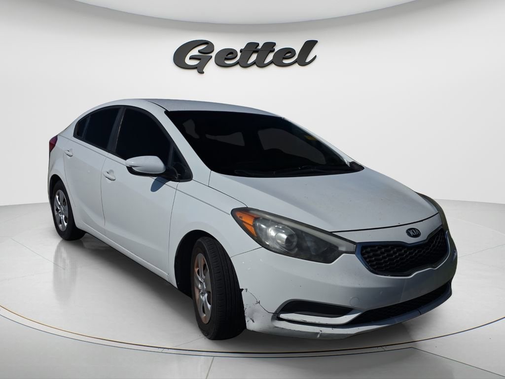 Used 2016 Kia Forte LX with VIN KNAFK4A60G5603670 for sale in Tampa, FL