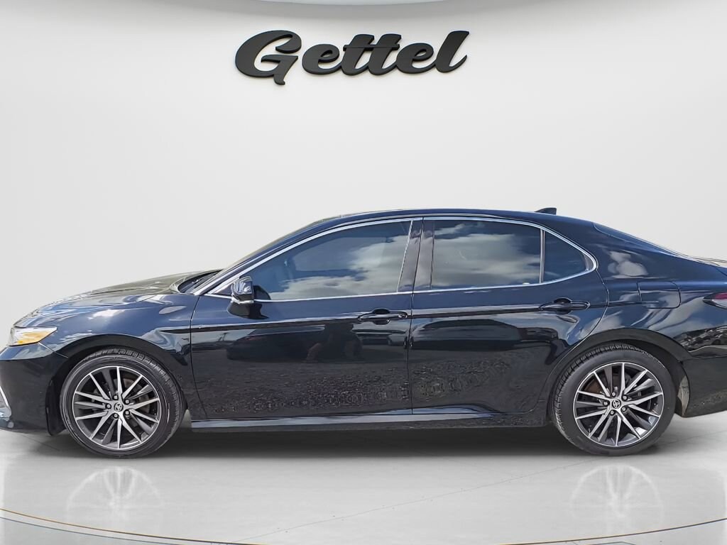 Used 2021 Toyota Camry XLE Sedan