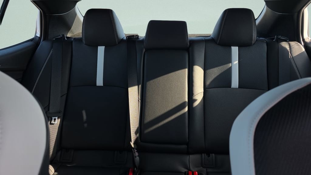 2026 Toyota Camry SE - Photo 10