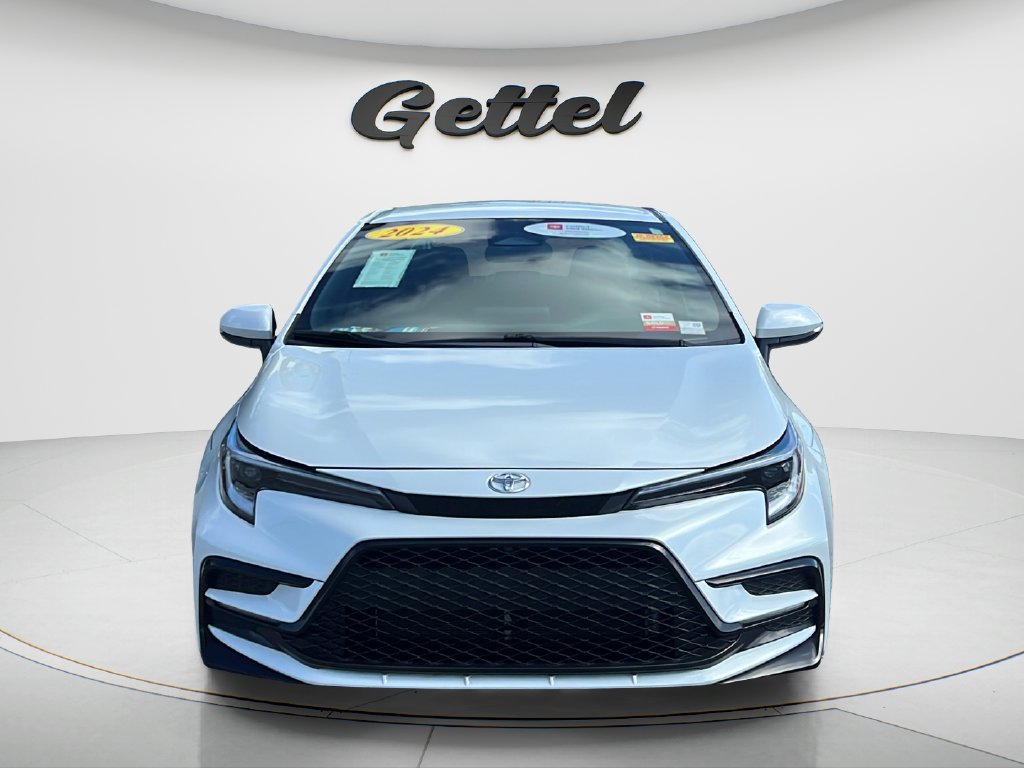 Used 2024 Toyota Corolla SE Sedan