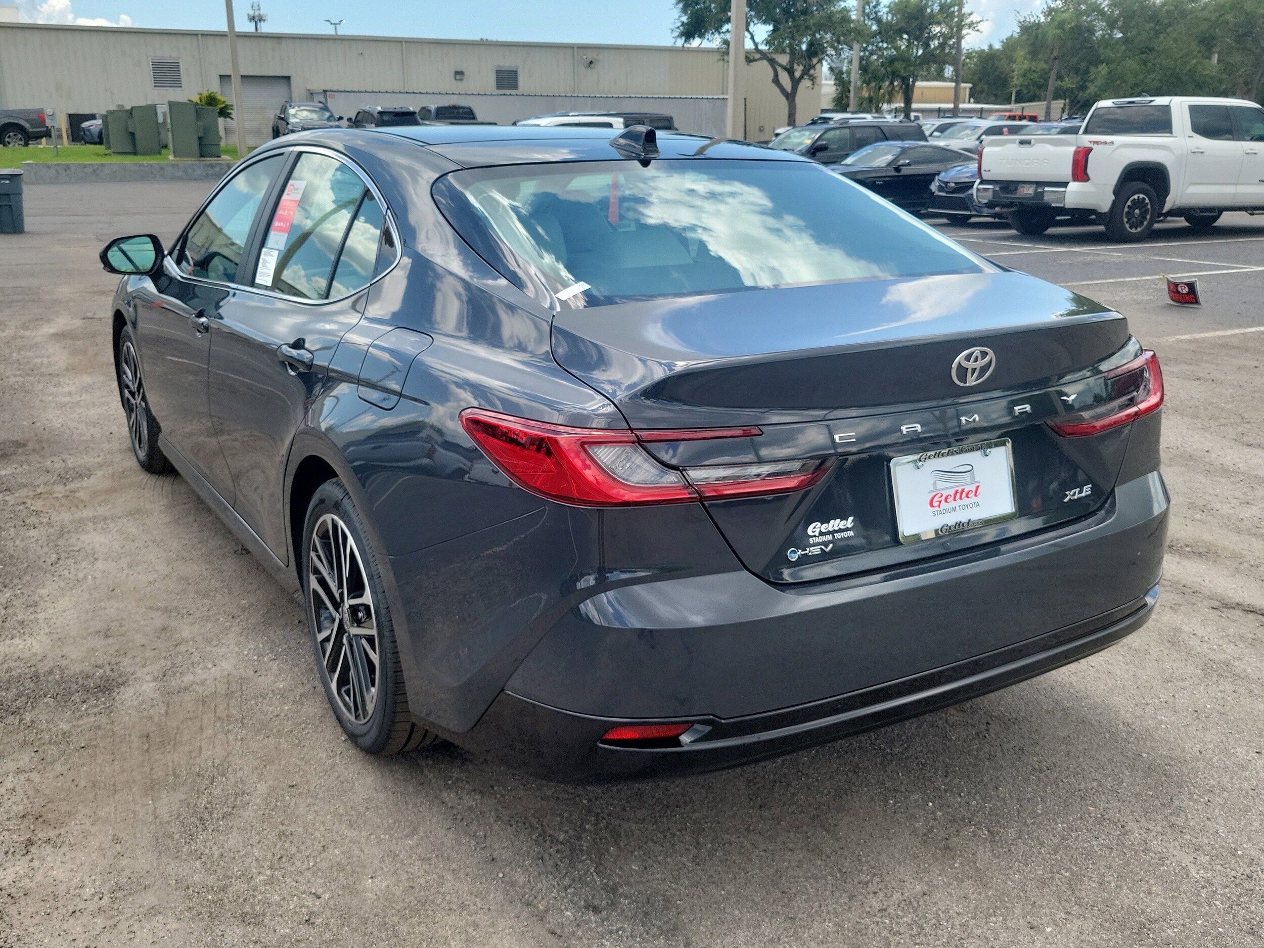 2025 Toyota Camry XLE photo 4