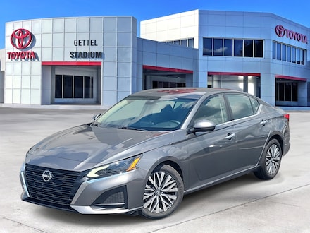 2023 Nissan Altima 2.5 SV Sedan