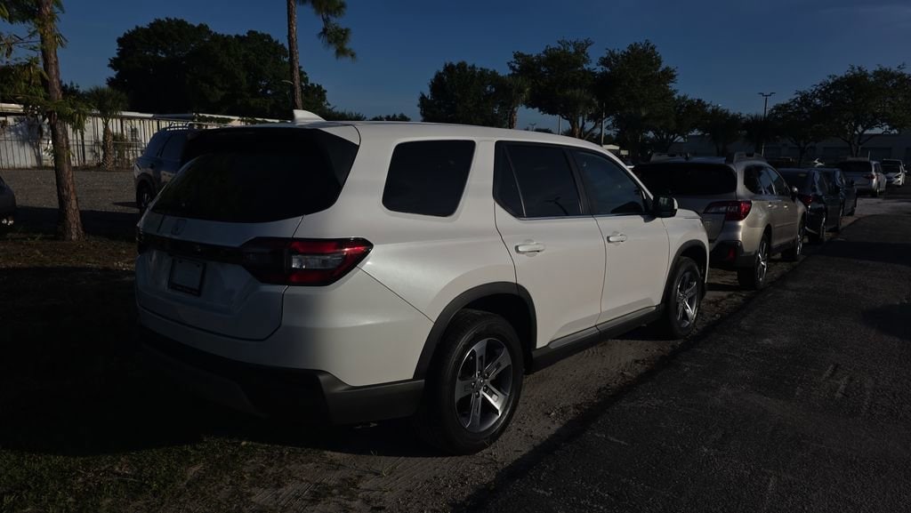 Used 2023 Honda Pilot EX-L 7 Passenger SUV