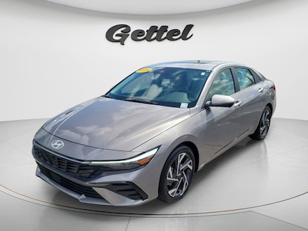 2024 Hyundai Elantra Limited Sedan