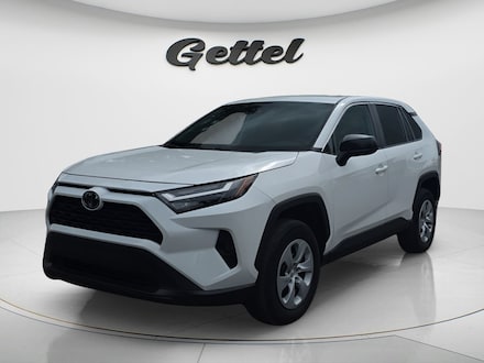 2025 Toyota RAV4 LE SUV