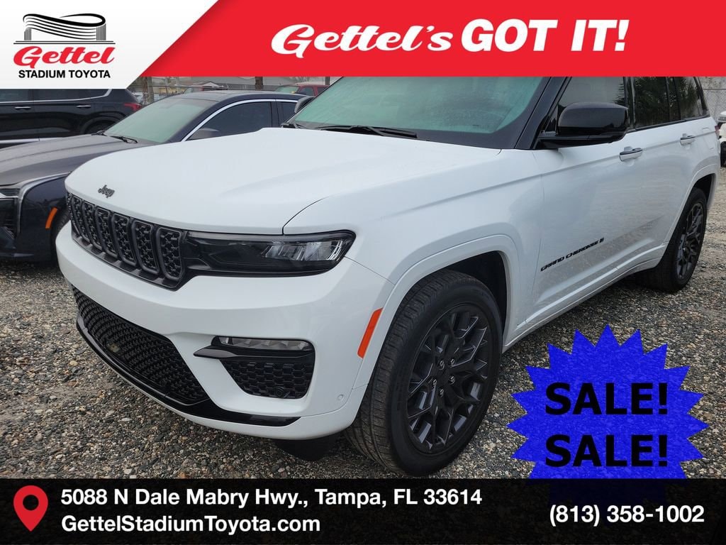 2025 Jeep Grand Cherokee Summit's photo