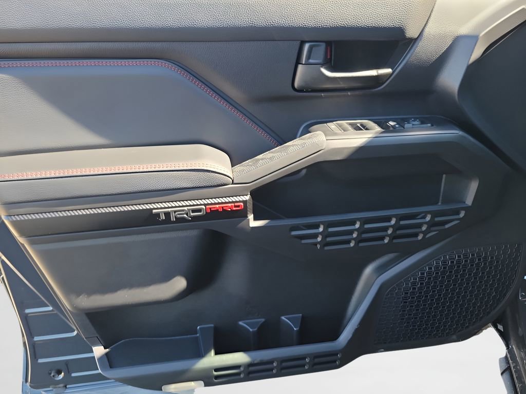 2026 Toyota Tacoma TRD Pro - Photo 14