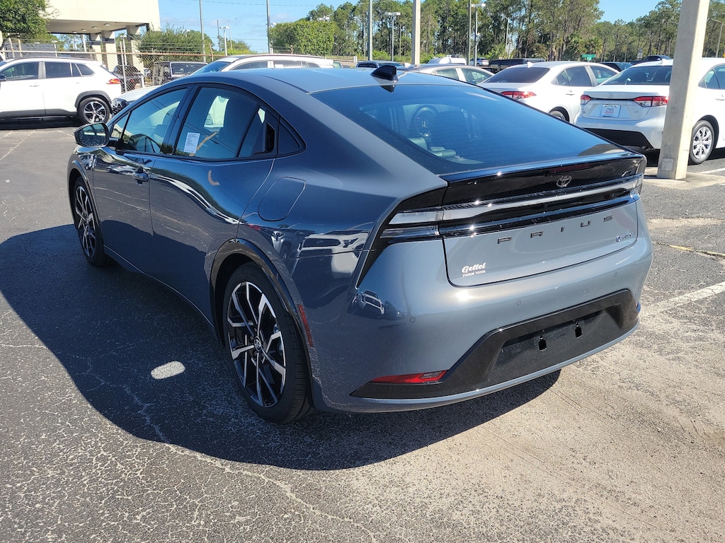 New 2026 Toyota Prius Plug-in Hybrid XSE Hatchback