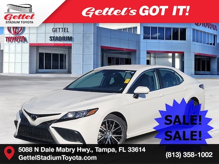 2024 Toyota Camry SE Sedan