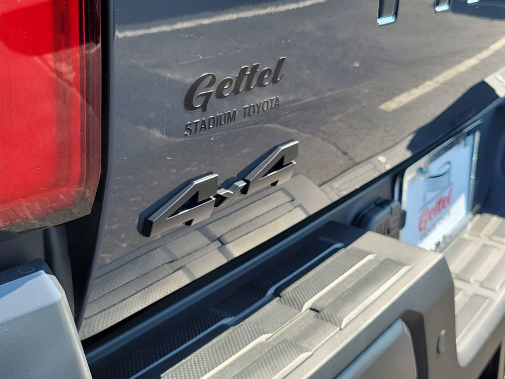 2025 Toyota Tacoma TRD Off Road - Photo 7