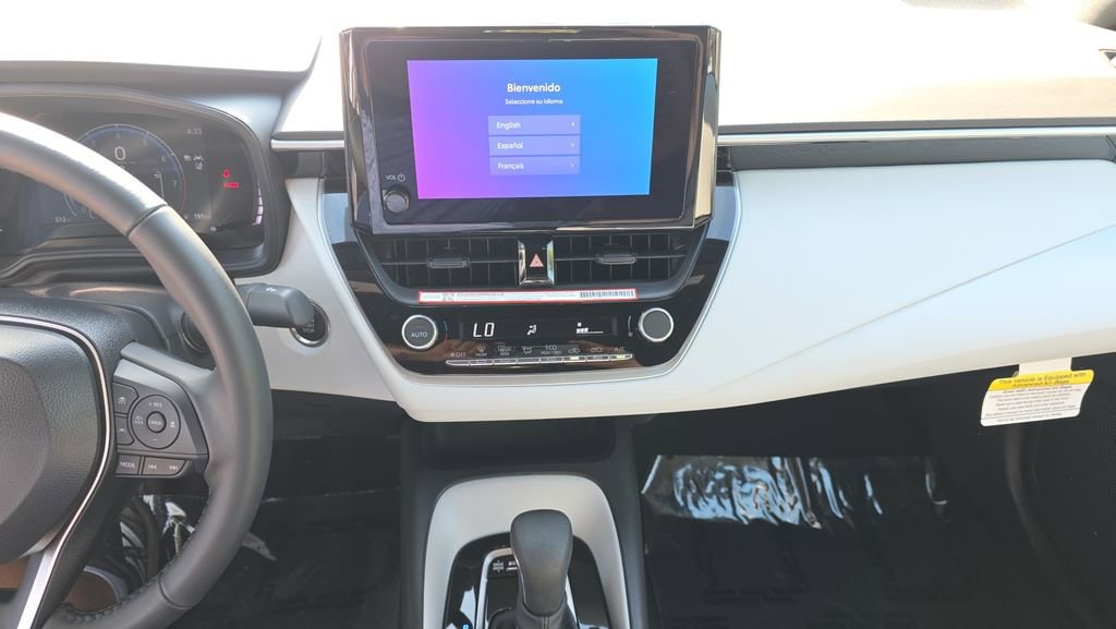 2026 Toyota Corolla SE - Photo 12