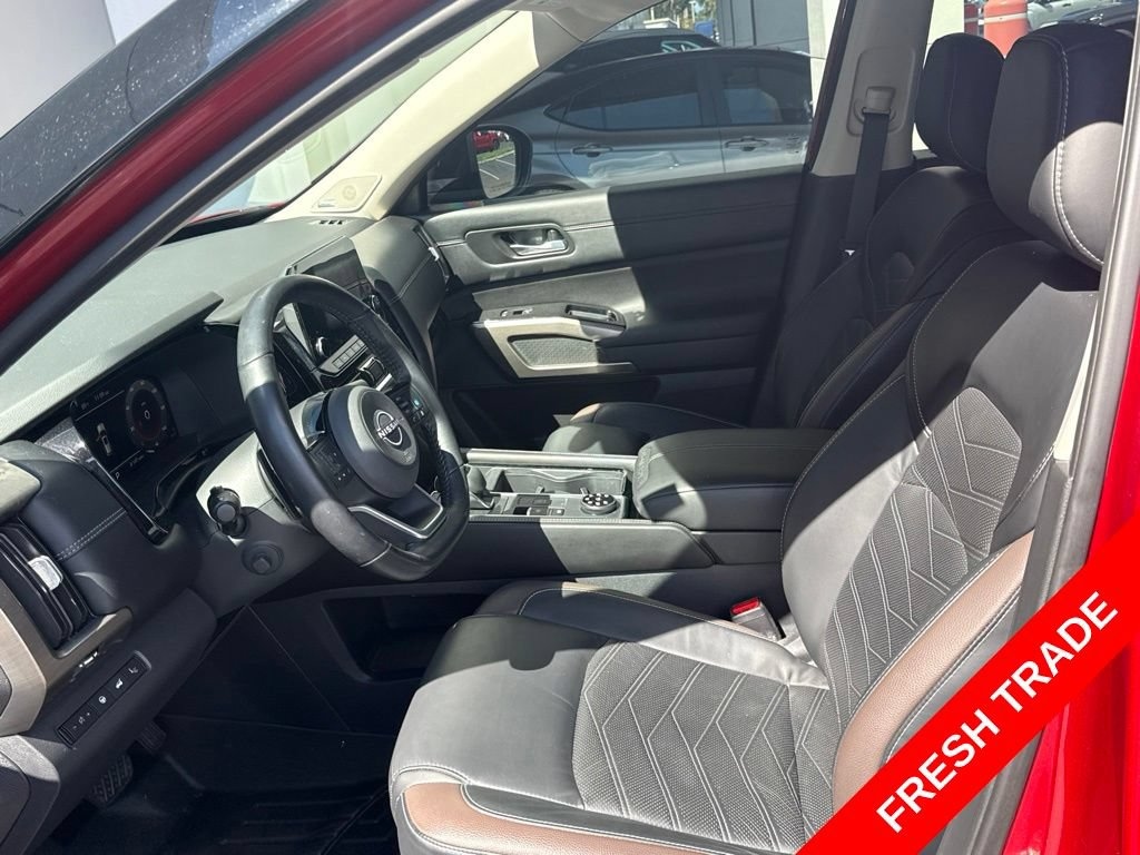 Used 2023 Nissan Pathfinder Platinum SUV