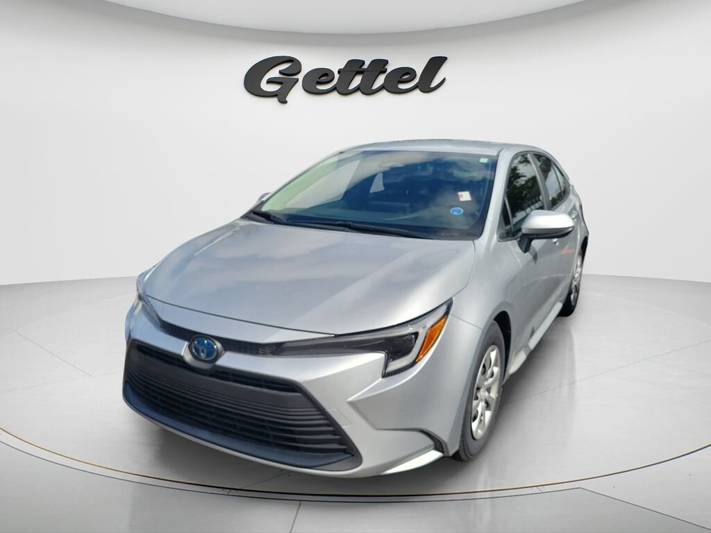 Certified 2025 Toyota Corolla Hybrid LE Sedan