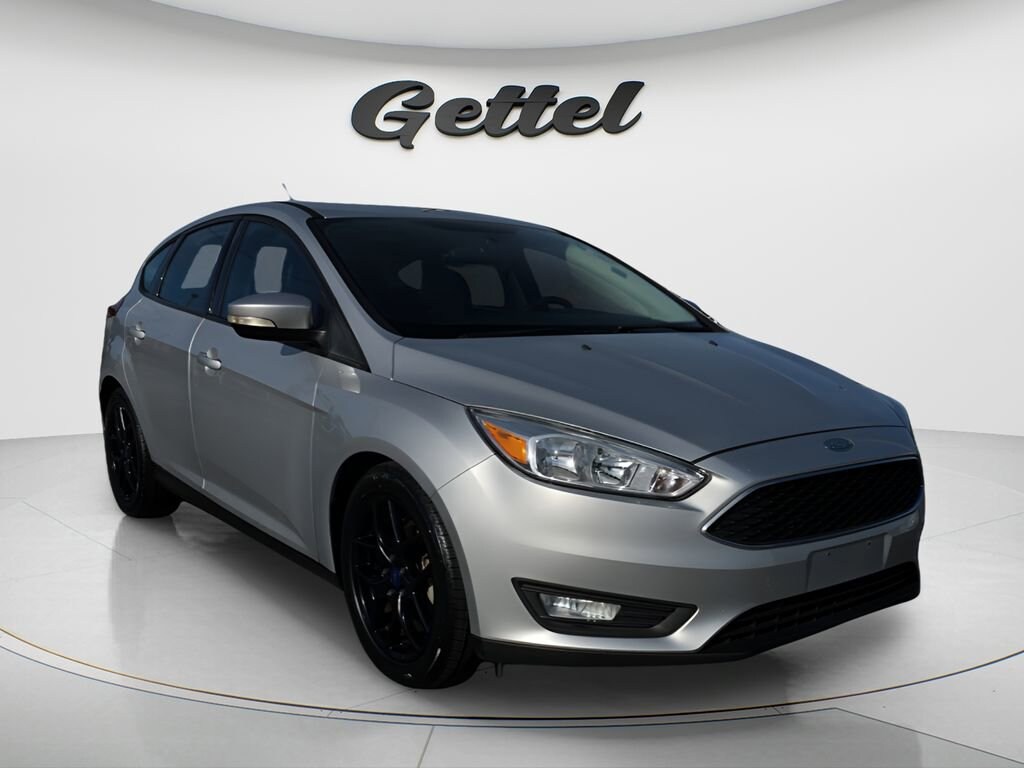 Used 2016 Ford Focus SE Hatchback