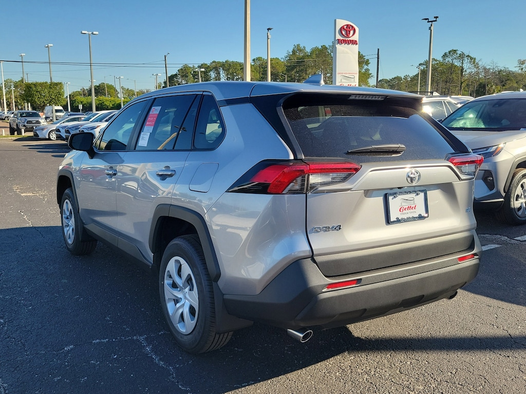New 2025 Toyota RAV4 LE SUV