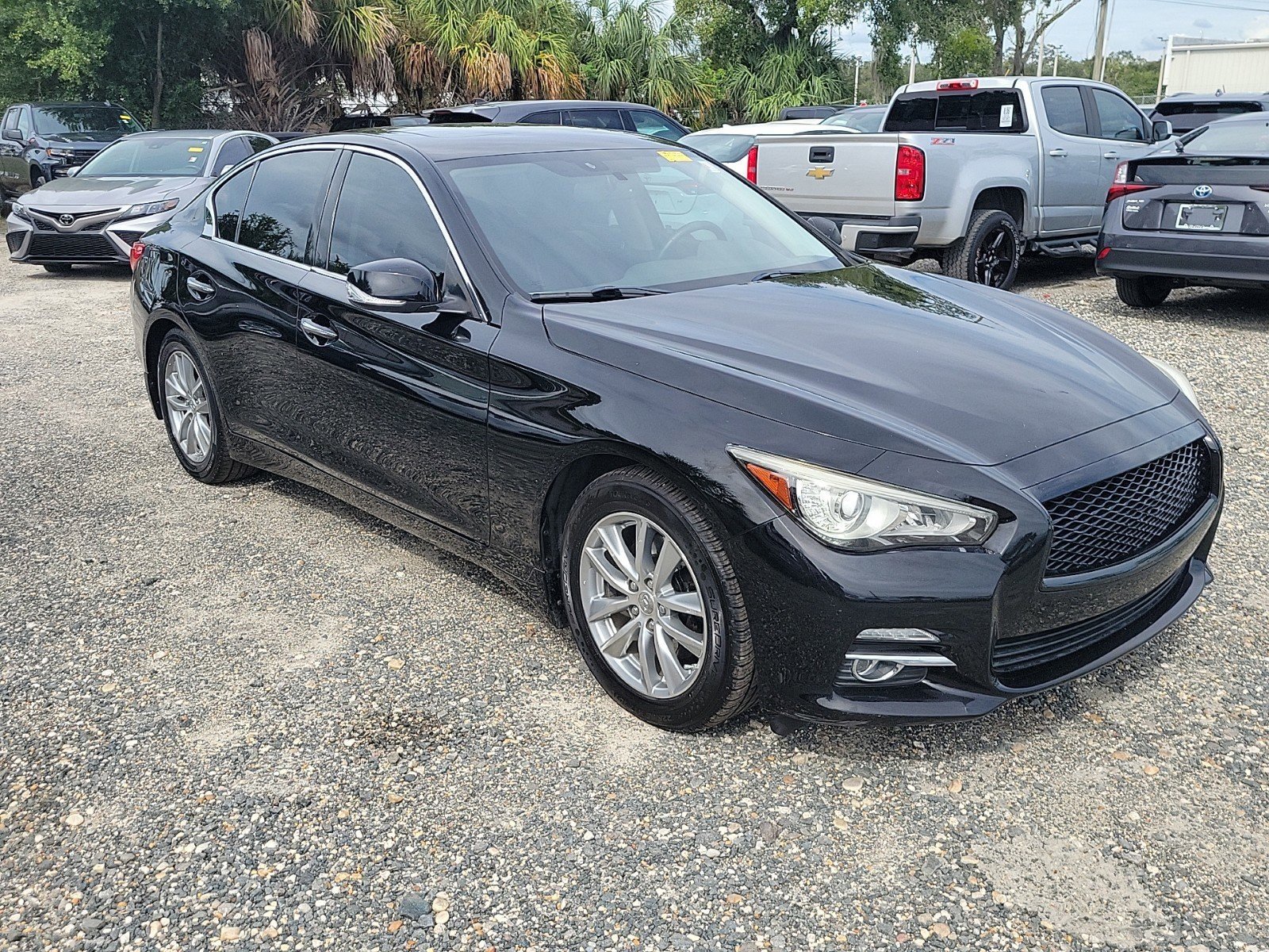 Used 2017 INFINITI Q50 Premium with VIN JN1EV7AP2HM742659 for sale in Tampa, FL