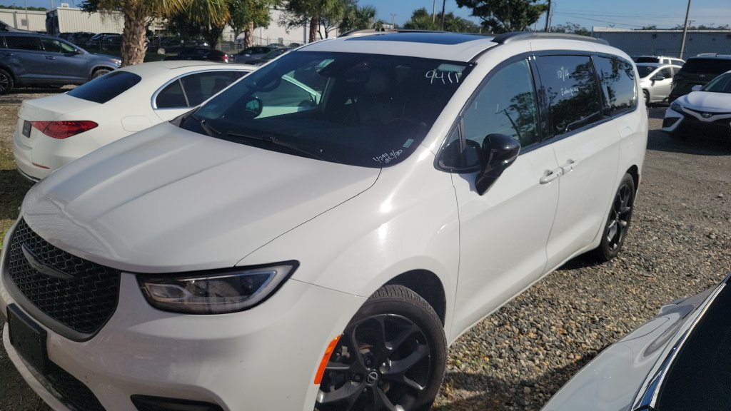 2025 Chrysler Pacifica