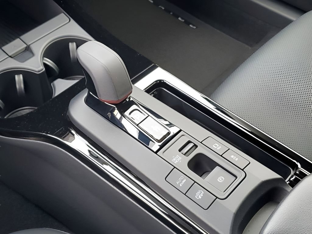 2026 Toyota Prius Plug-in Hybrid XSE - Photo 27