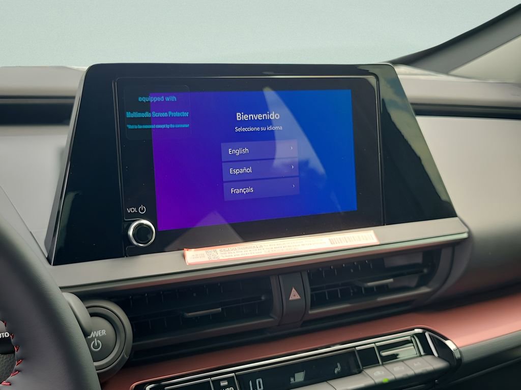 2026 Toyota Prius Plug-in Hybrid SE - Photo 20