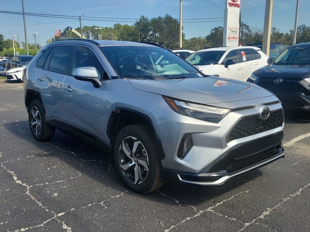 New 2025 Toyota RAV4 Plug-in Hybrid SE SUV