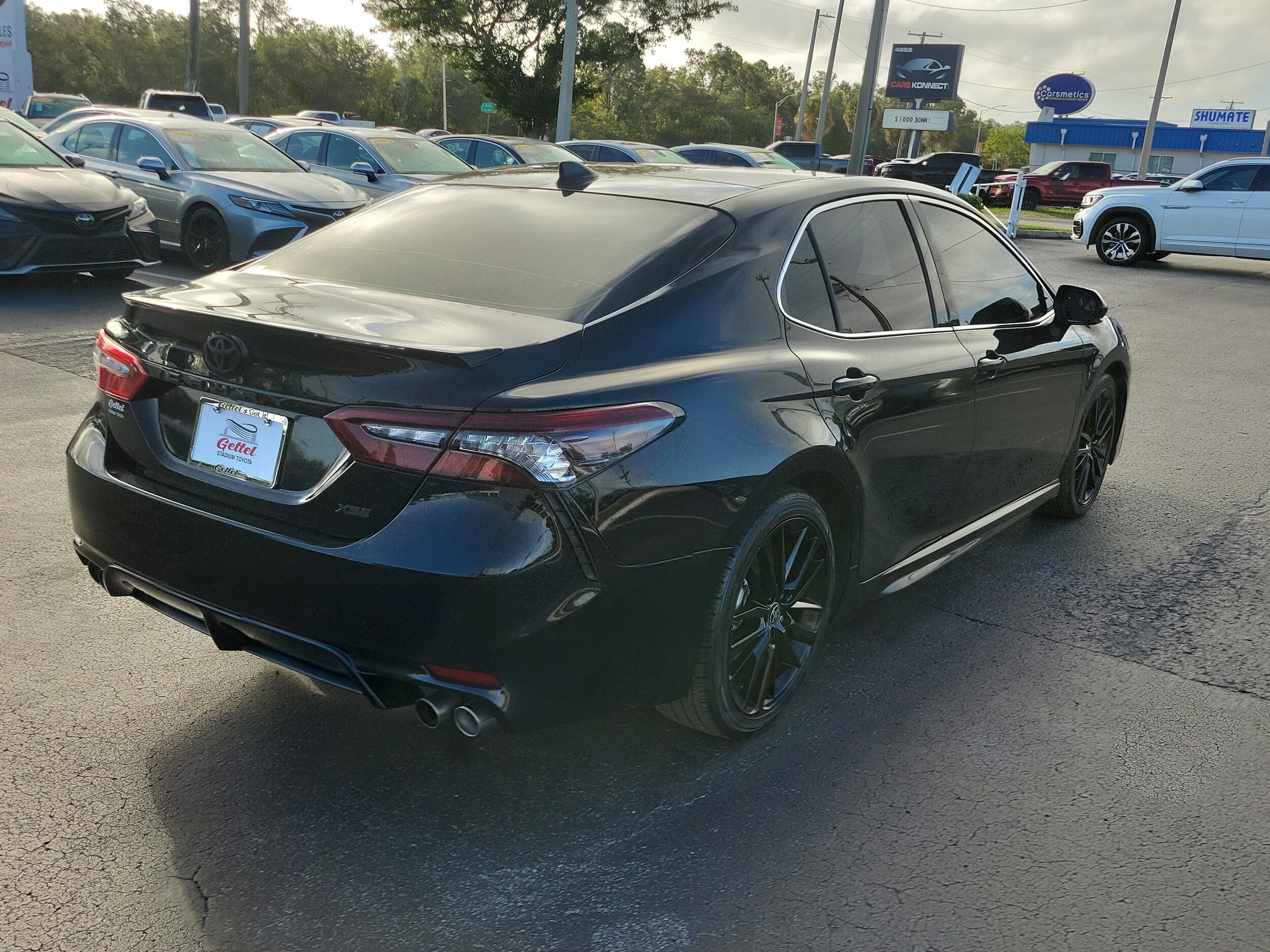 2021 Toyota Camry XSE photo 2