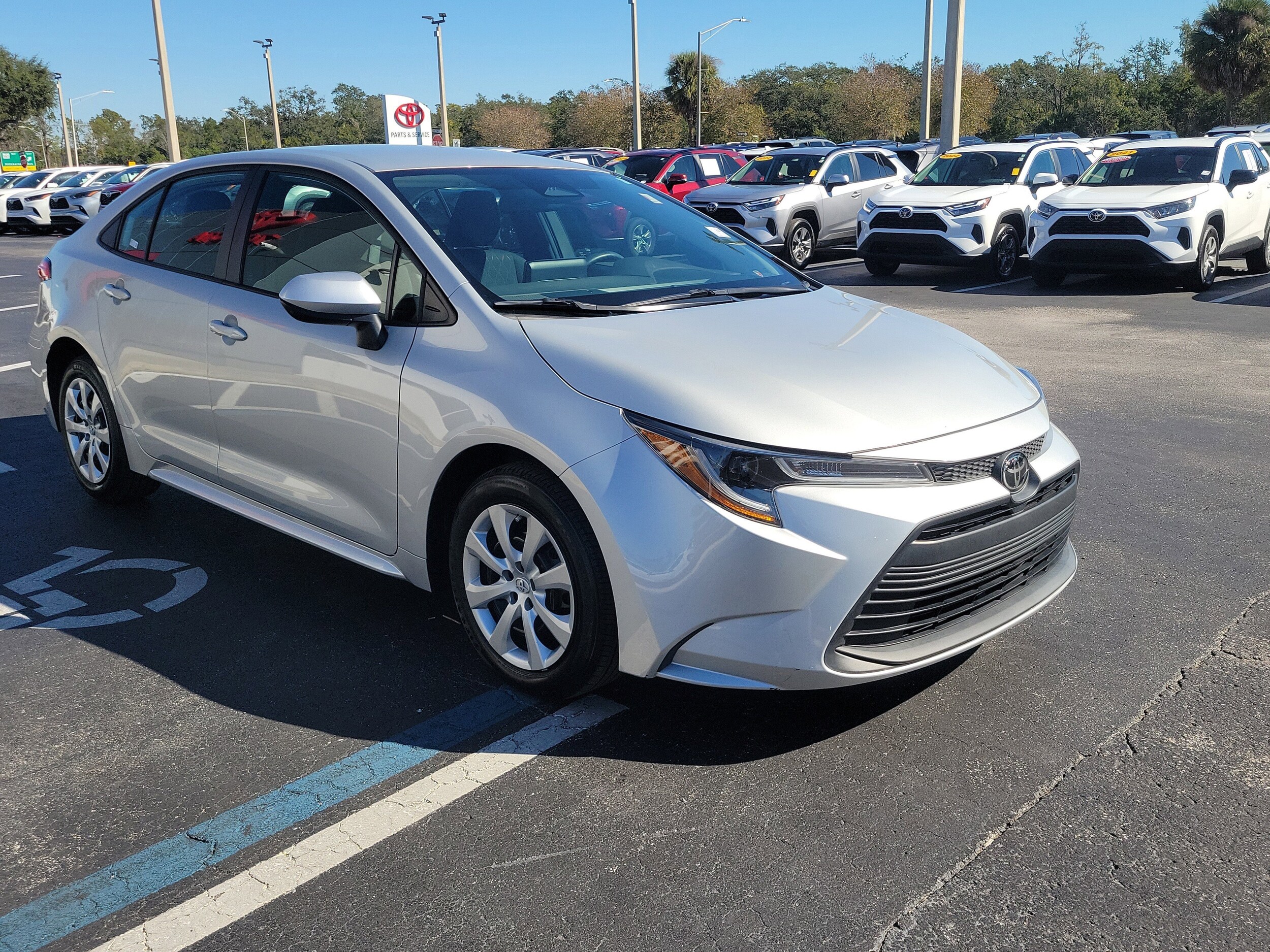 2024 Toyota Corolla LE photo 2