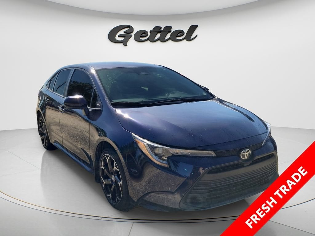 Certified 2025 Toyota Corolla LE Sedan