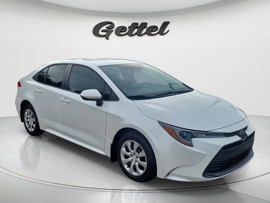 Used 2023 Toyota Corolla LE Sedan